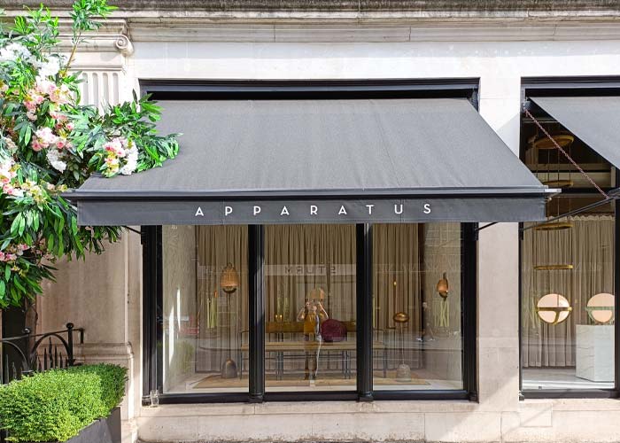  Commercial Awnings for Apparatus