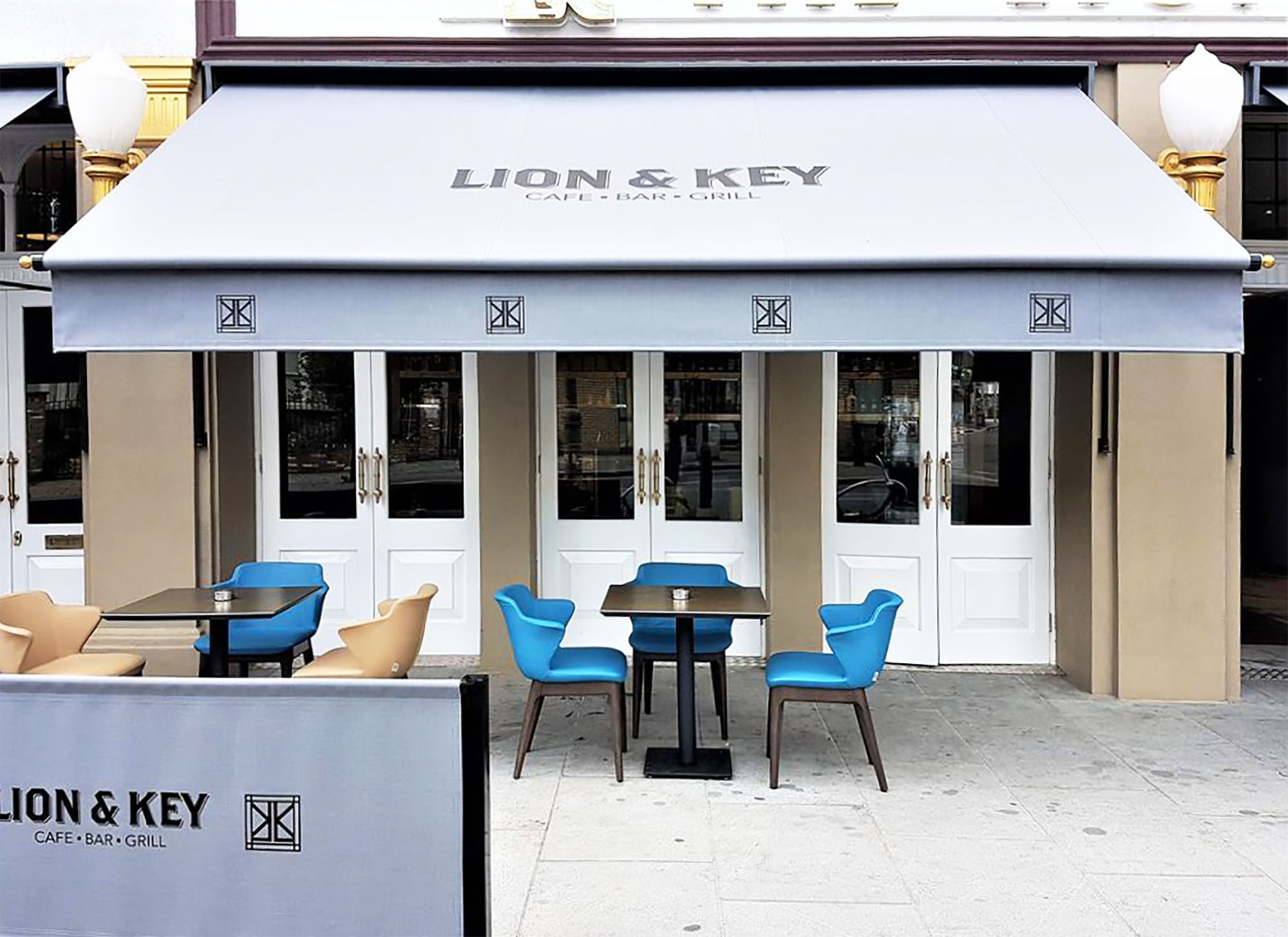 Lion & key awnings