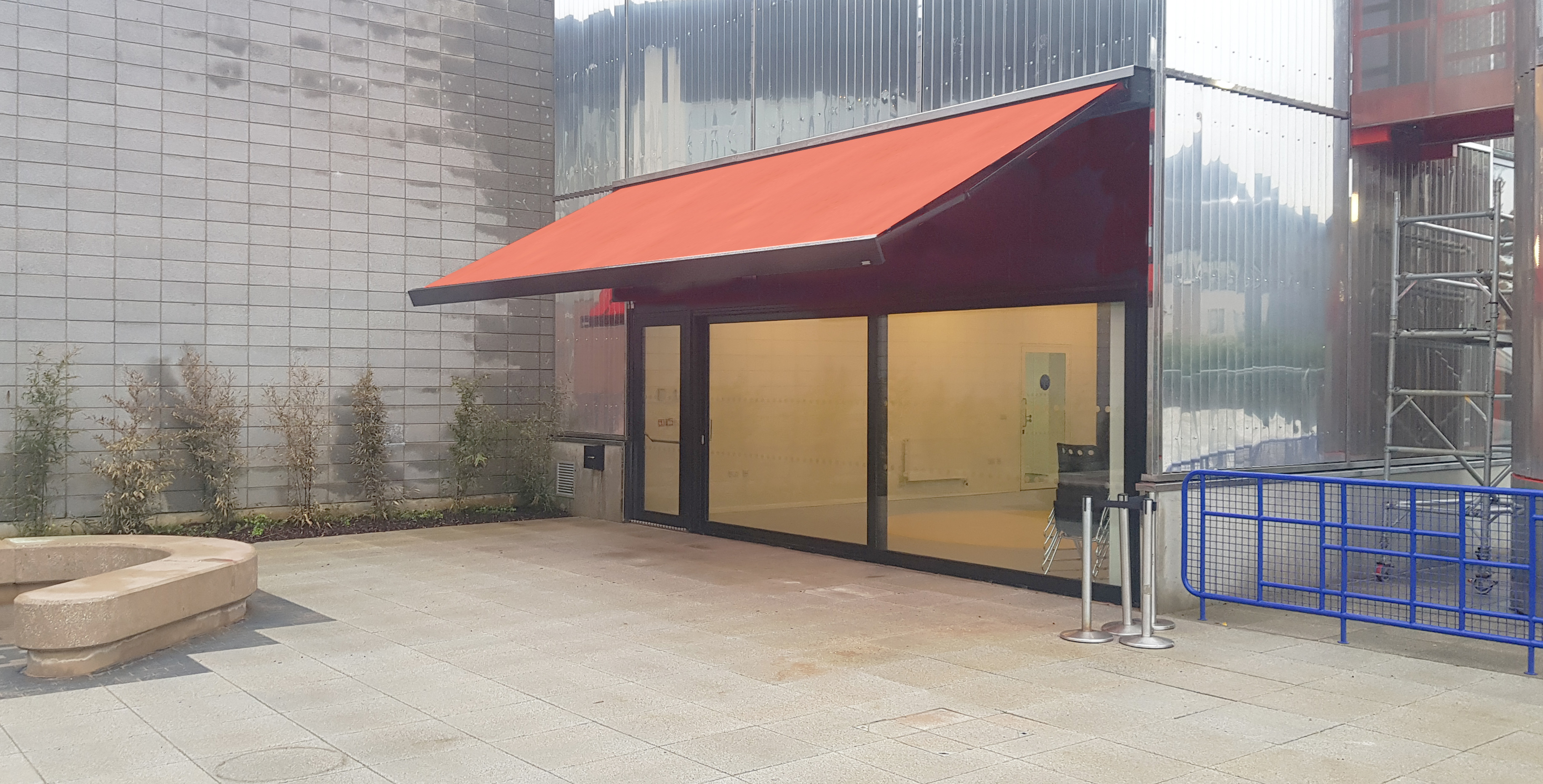 SQ2 awning for MK Gallery
