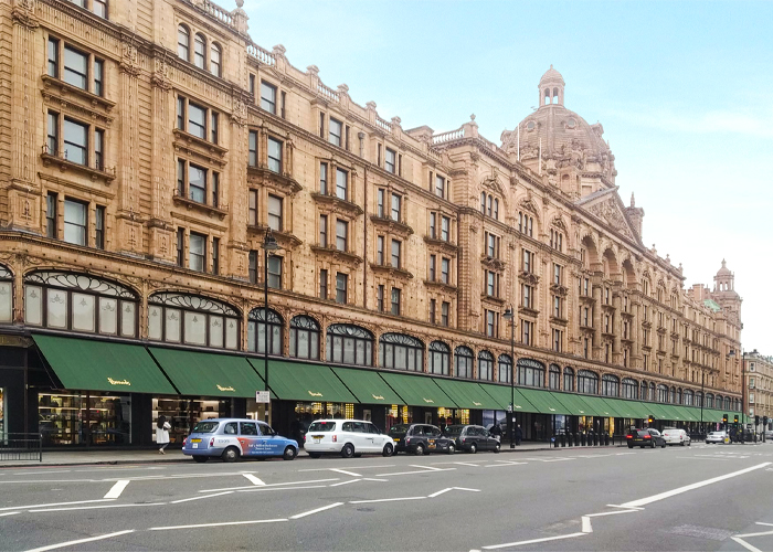  Shop Awnings made in Britain