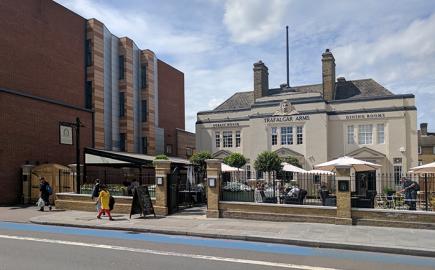 Fremantle Urban® Awning incorporating Bellfort® top awning for The Trafalgar Arms